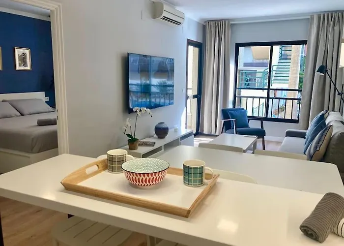 1ª Linea Playa Boliches Appartement *